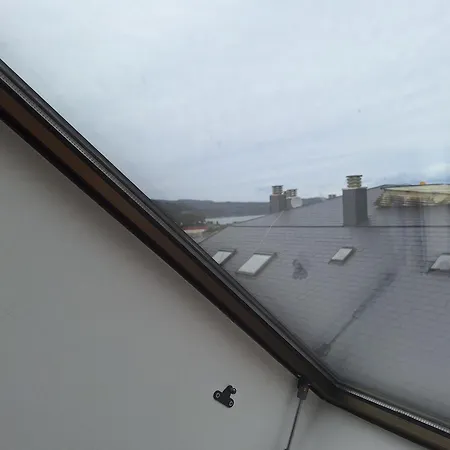 Gran Piso En Vista Al Mar Con Parking Viveiro