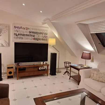 Gran Piso En Vista Al Mar Con Parking *