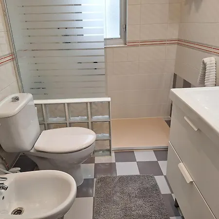 Gran Piso En Vista Al Mar Con Parking *