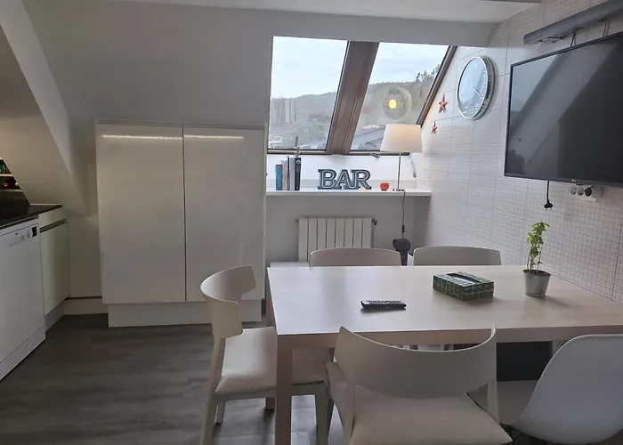 Διαμέρισμα Piso Premium En Casco Historico Vistas A La Ria Parking *